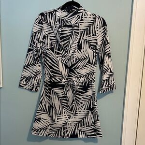 Banana Republic Black and Taupe Abstract Tunic